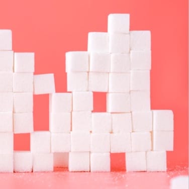 Picture of sugar cubes that are put on top of each other